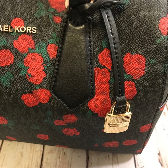NWT Michael Kors Hayes red rose LG duffle bag - Picture 6 of 8